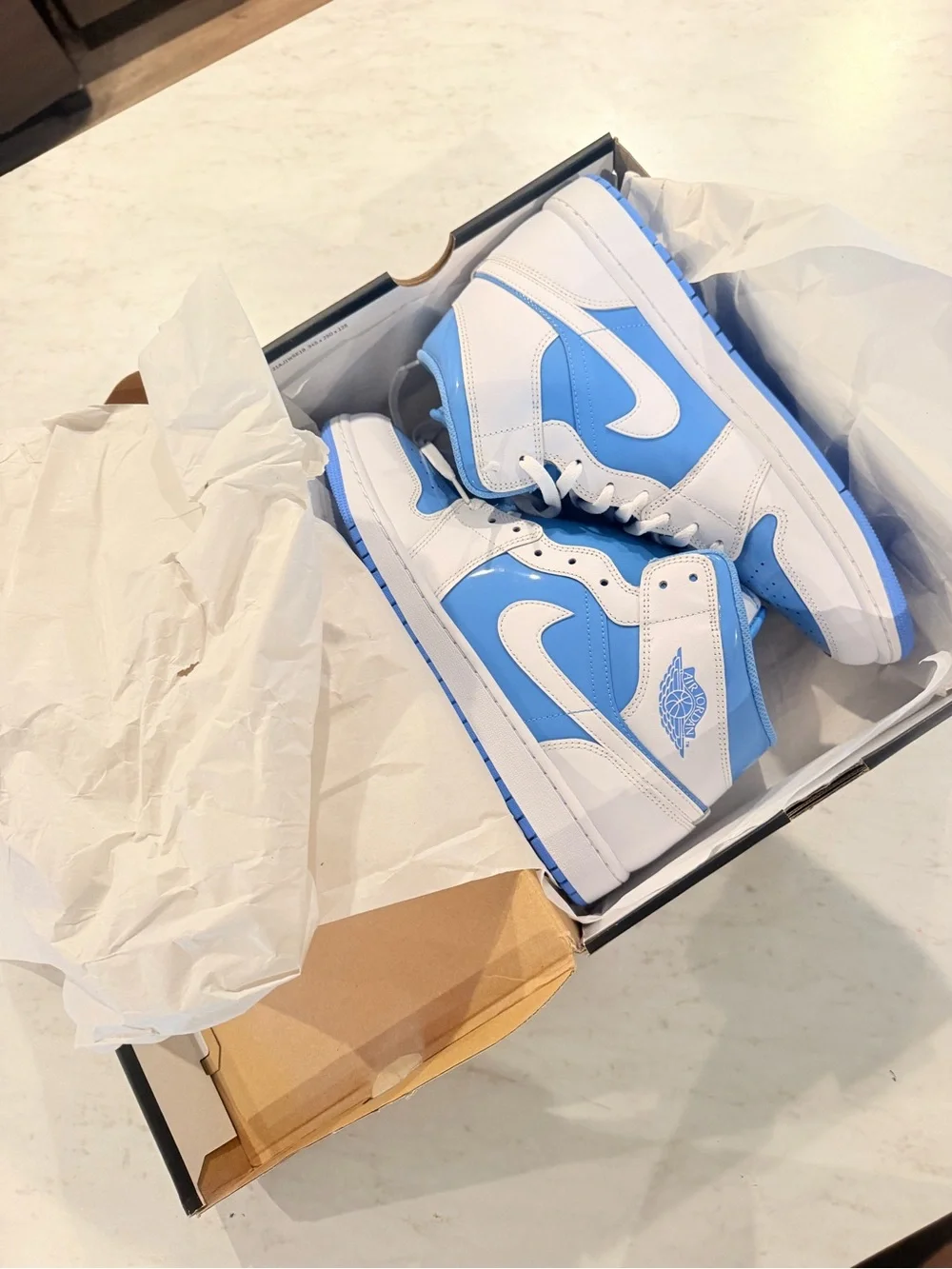 NIB Nike Air Jordan 1 Mid SE FZ2142-114 Sneakers Men White Blue Leather Shoes